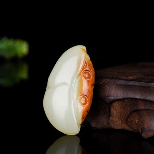 天然新疆和田玉青白玉籽料莲蓬吊坠白玉硕果累累挂件项链坠玉坠