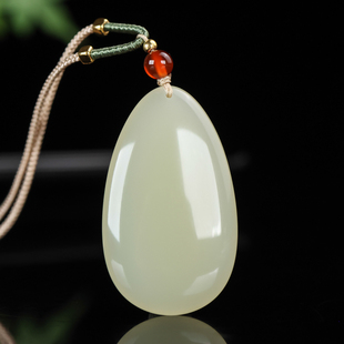 和田玉高光冰种水滴形女款 项链挂坠新疆玉器无事牌 平安牌吊坠男款