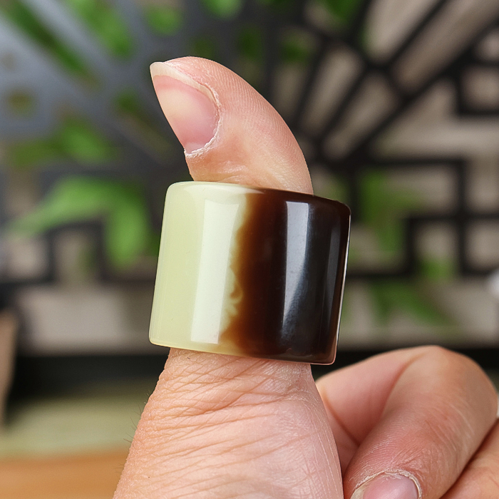 新疆和田玉糖玉扳指男款