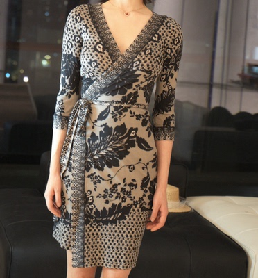 现货卜斯斯同款中古印花性感女人味一片式系带长袖连衣裙秋