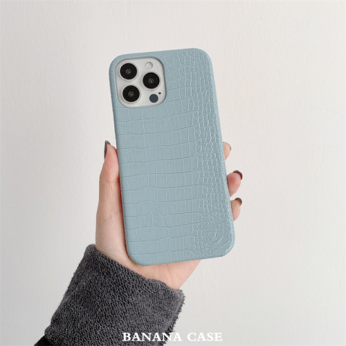高级感复古蓝鳄鱼纹iPhone17硬壳