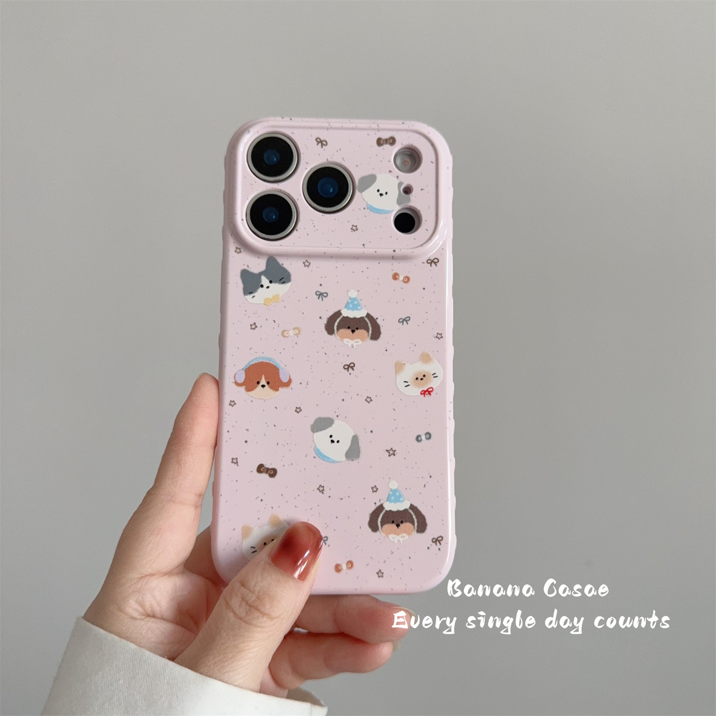 BananaCase韩国ins甜粉泼墨可爱狗狗适用17promax苹果15pro手机壳iPhone16爱心边框13/14pro防摔17软壳保护套