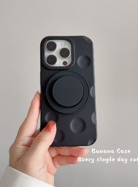 BananaCase小众ins黑色立体奶酪纹磁吸软壳适用16promax苹果15pro手机壳14pro圆形支架13新款保护套12男16pro