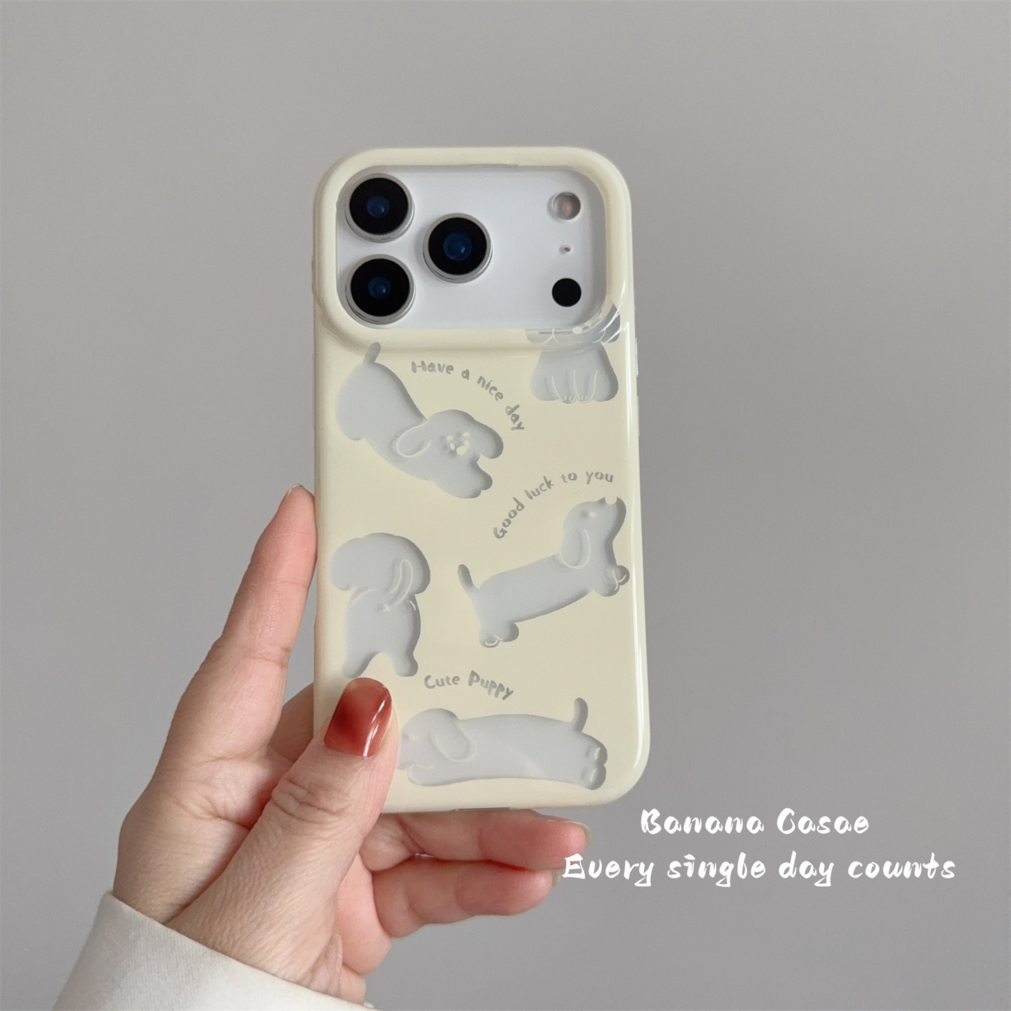 BananaCase韩国ins小众淡黄镂空趣味狗狗适用17promax苹果16pro手机壳iPhone15可爱13/14pro新款17防摔保护套