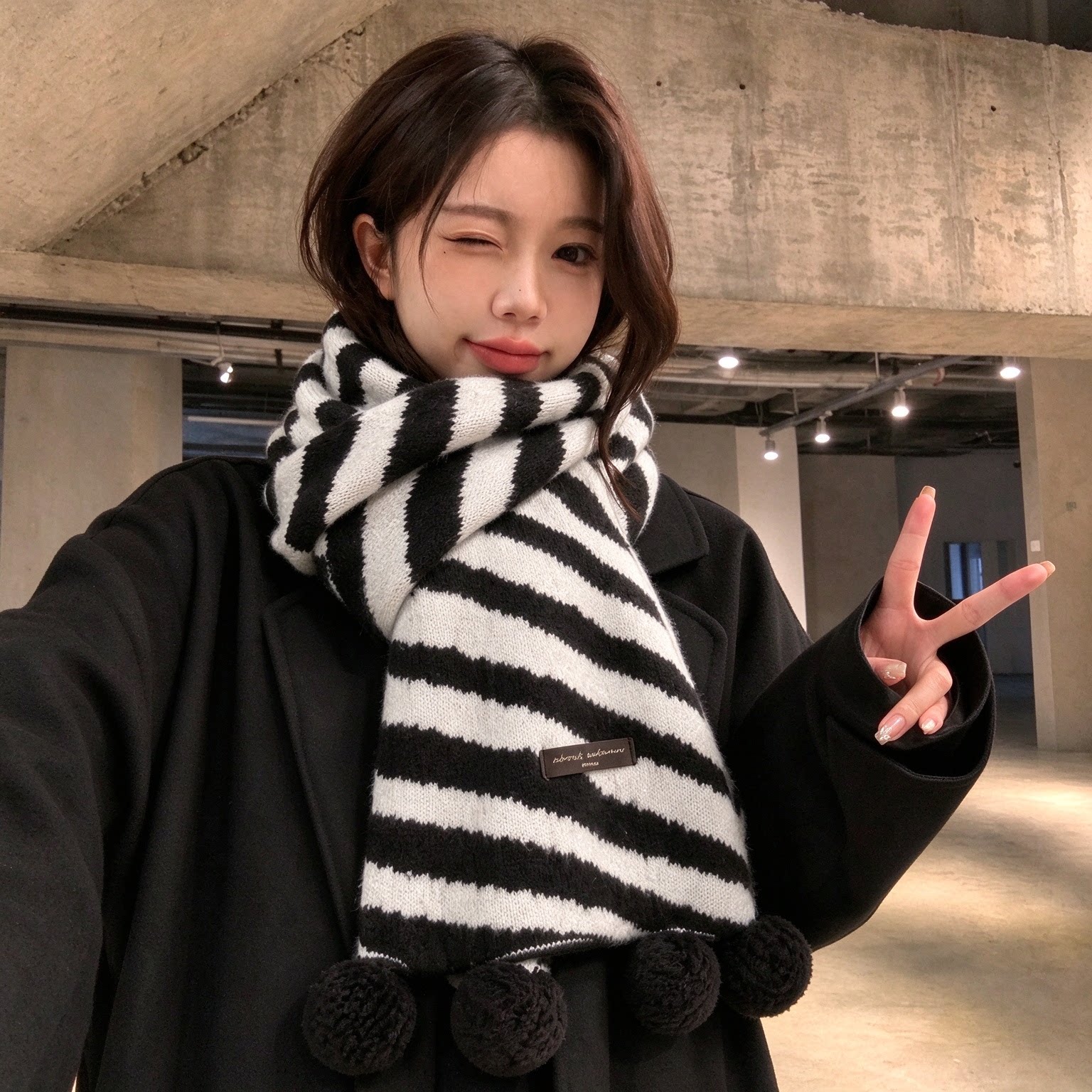 礼盒装韩系斑马纹慵懒风毛球围巾女秋冬软糯针织加厚保暖百搭围脖