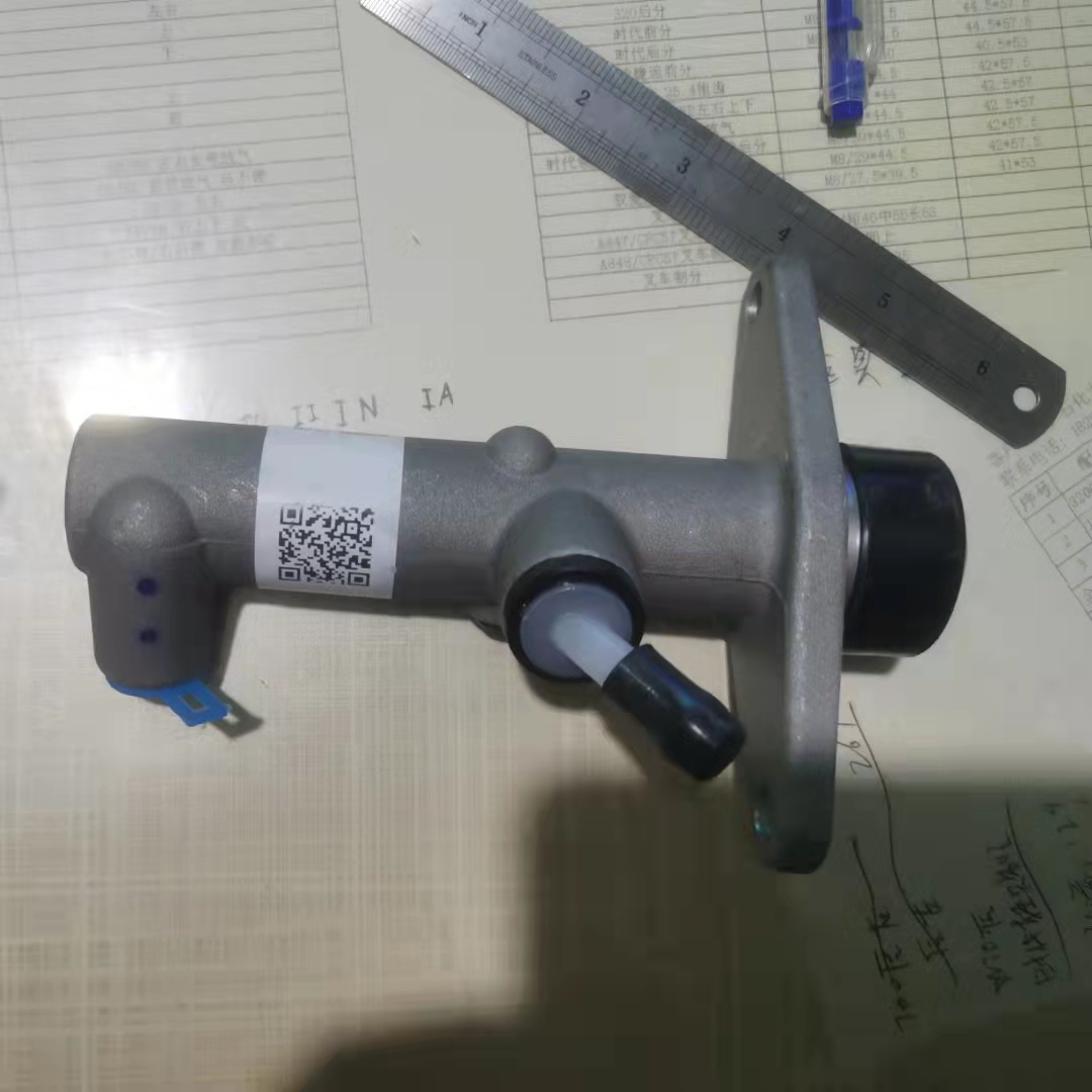 重汽豪沃统帅悍将豪曼/离合器总泵/离合器分泵/汽车零配件包邮