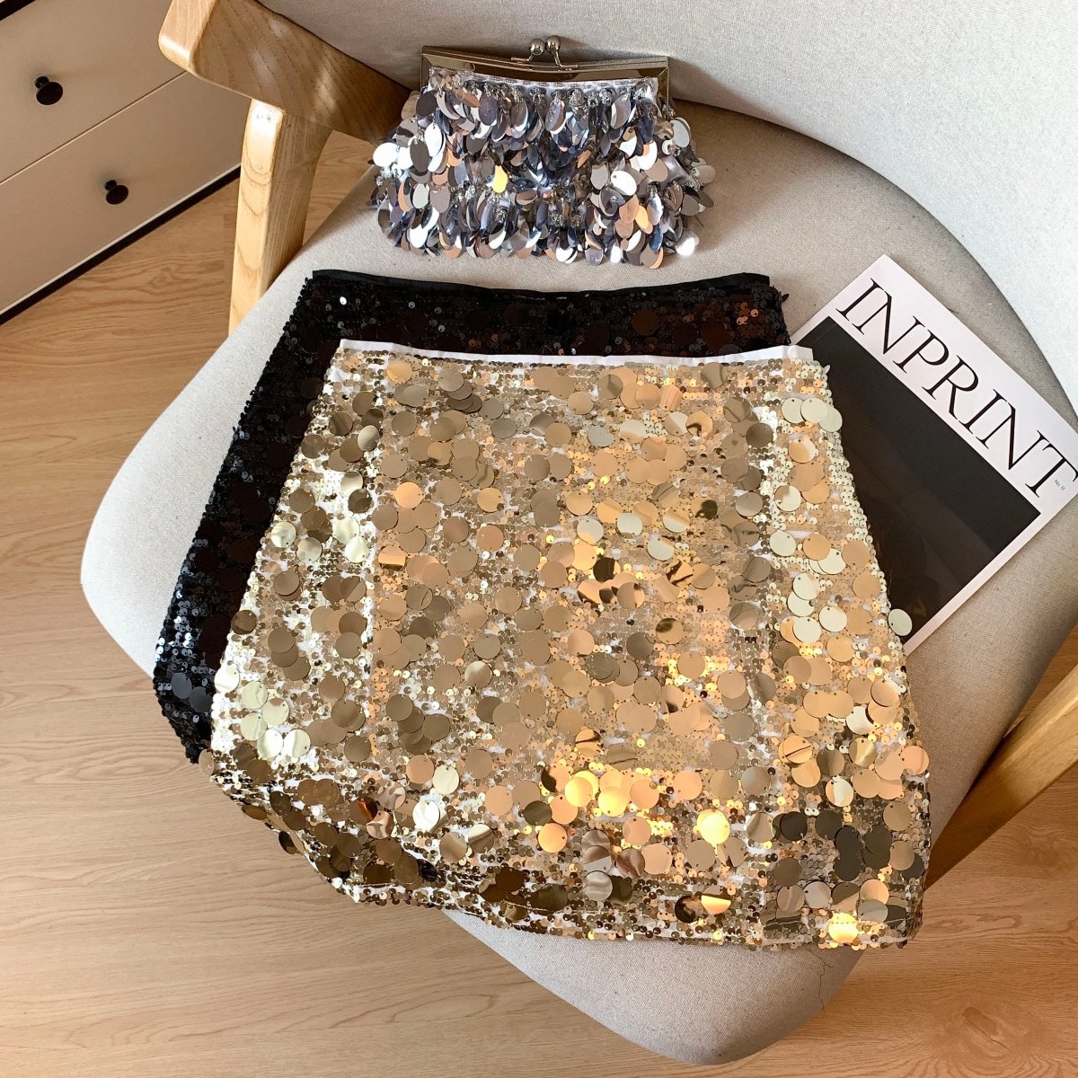 2025秋冬亮片a字约会短裙女性感辣妹半身裙名媛显瘦包臀裙