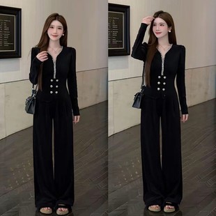 巨好看气质套装女秋冬加绒水钻V领双排纽扣上衣直筒阔腿裤两件套