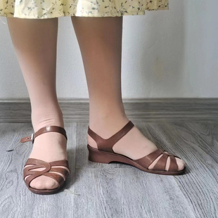 橡胶越南老式 塑料复古怀旧表演露趾凉鞋 女士夏季 老货包头凉鞋