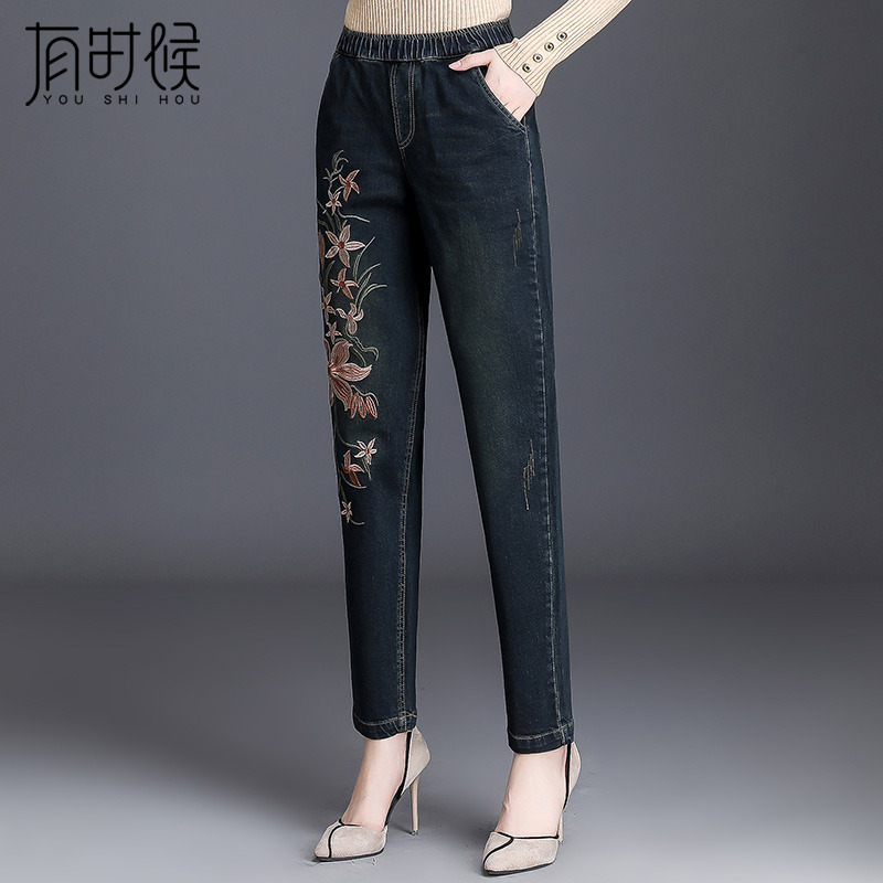 刺绣春秋新款中年妈妈女士牛仔裤