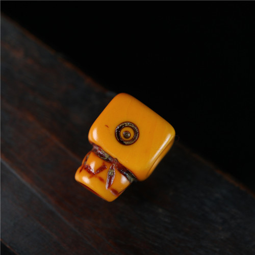 藏传特色合成黄料器三通手工制作文玩星月金刚菩提百香佛头配饰件