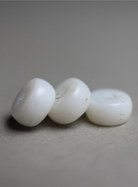 〓包老〓西藏少见乳白色老琉璃散珠隔珠垫片文玩手串搭配珠药片珠