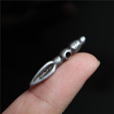 藏式精工铁雕普巴橛金刚杵吊坠