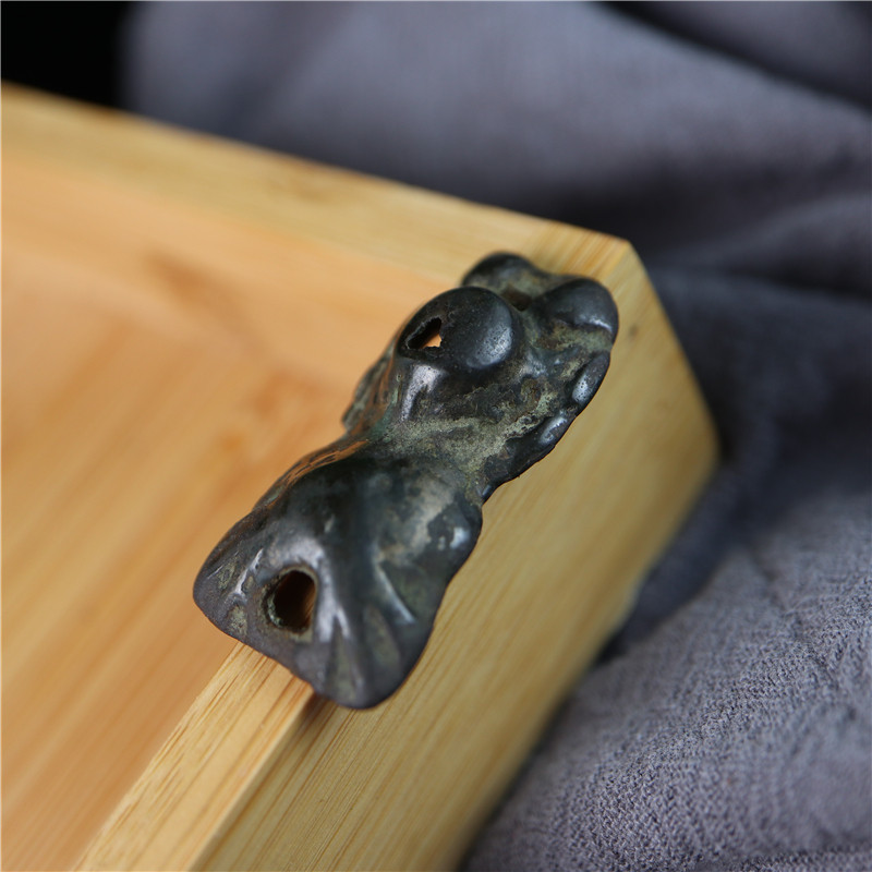 包老宋元西藏精品藏传天铁托甲雪狮吊坠diy脖挂项坠可随身配串