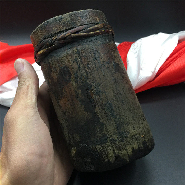 〓老〓包老西藏随身竹筒老竹筒完整全品摆件可做笔筒