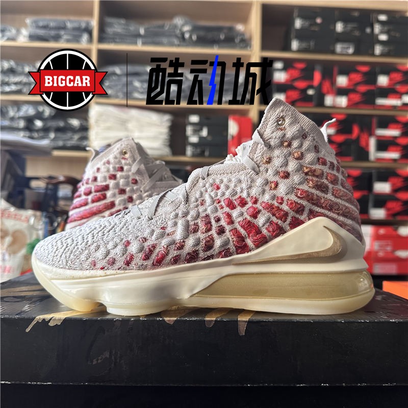 NIKE詹姆斯17代实战篮球鞋