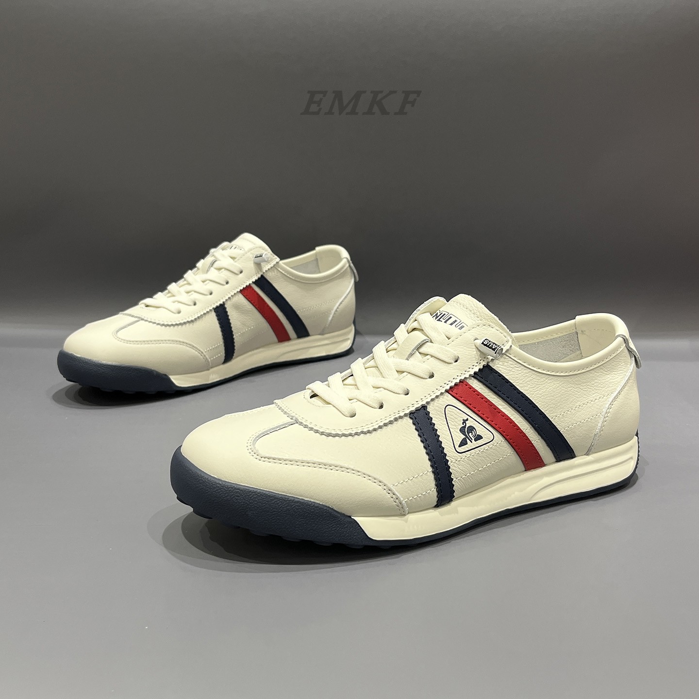 EMKF男鞋2025新款真皮阿甘鞋复古休闲运动鞋低帮软底小白鞋男潮鞋