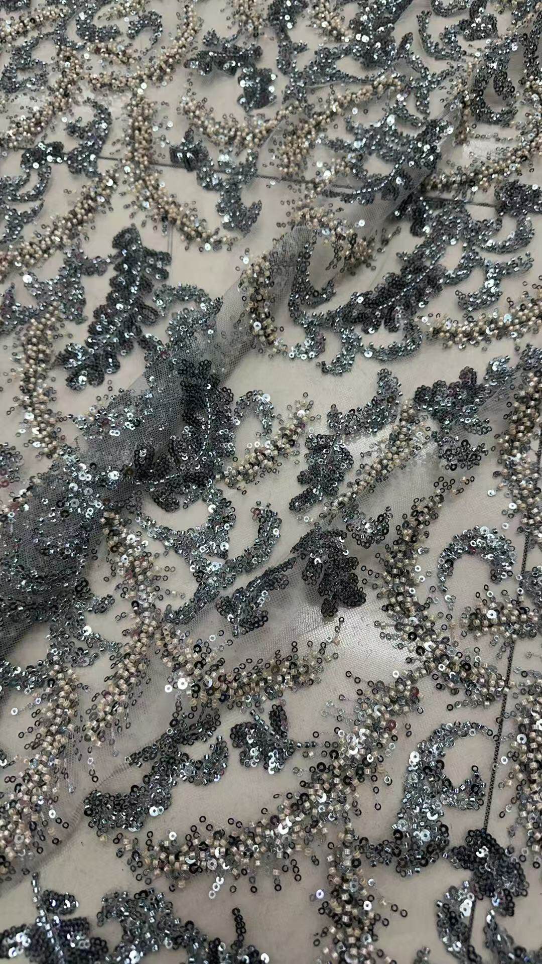 尾款网纱绣花面料蕾丝小碎花刺绣布春夏小清新女童装连衣裙面料