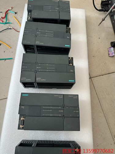 (胜发设备）西门子200plc SR40和AM06 一套