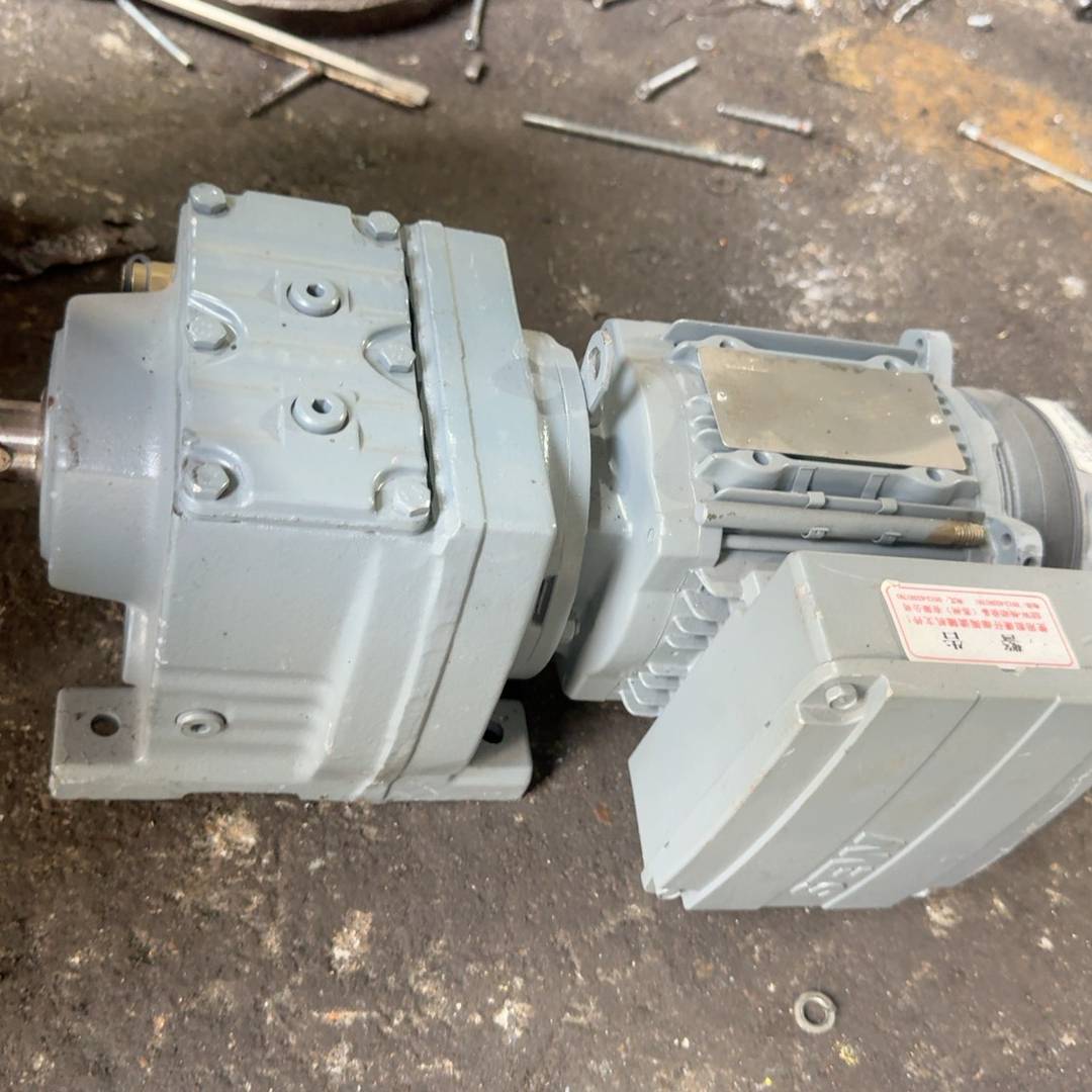 议价-出售SEW-EURODRIVE减速电机，型号R37 DRS7