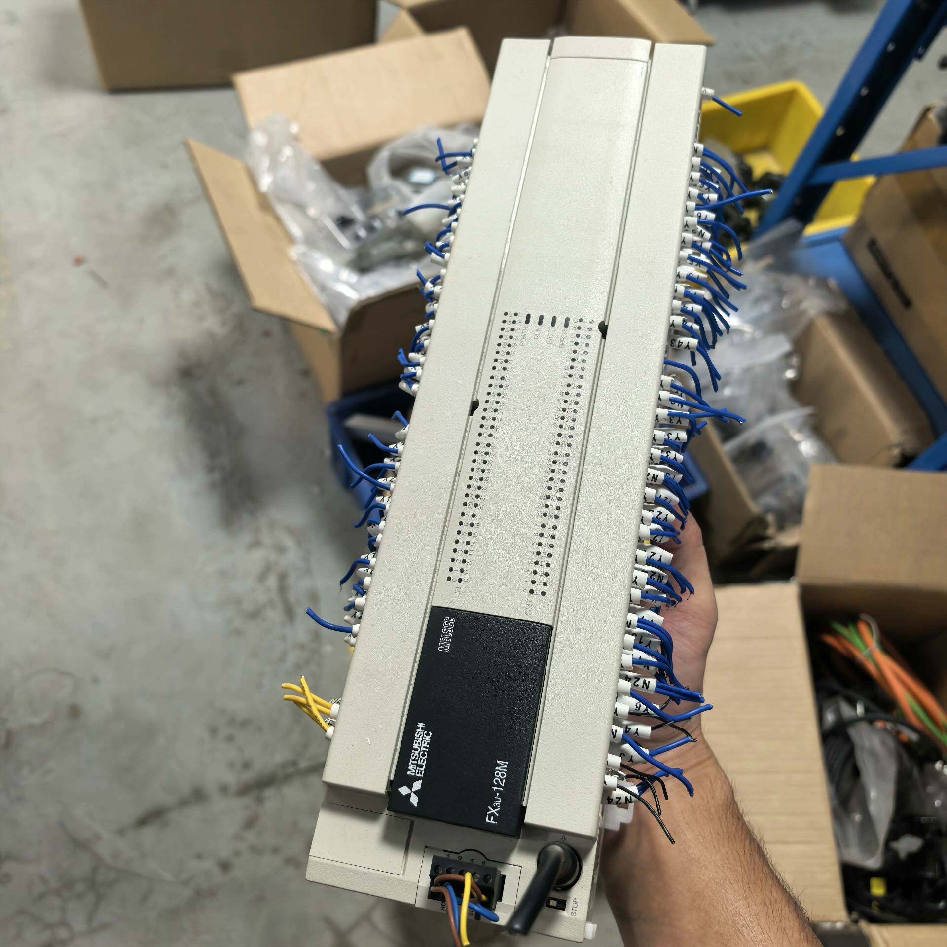 议价-三菱PLC 128MT 功能包好 包邮 成色大致如