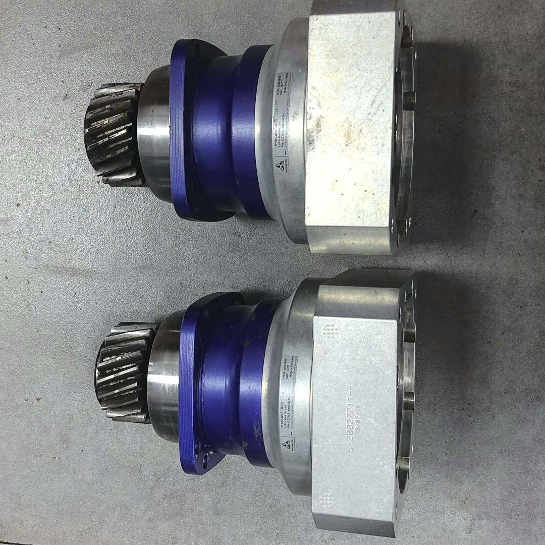 议价-阿尔法XP030S-MF1-5-3K1-2S两台，成色如图，