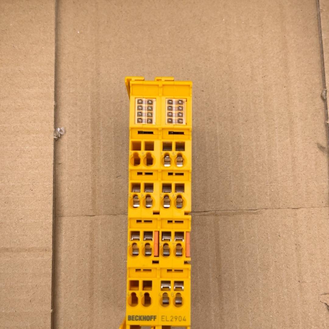 议价-EL2904 倍福模块 实图 包好