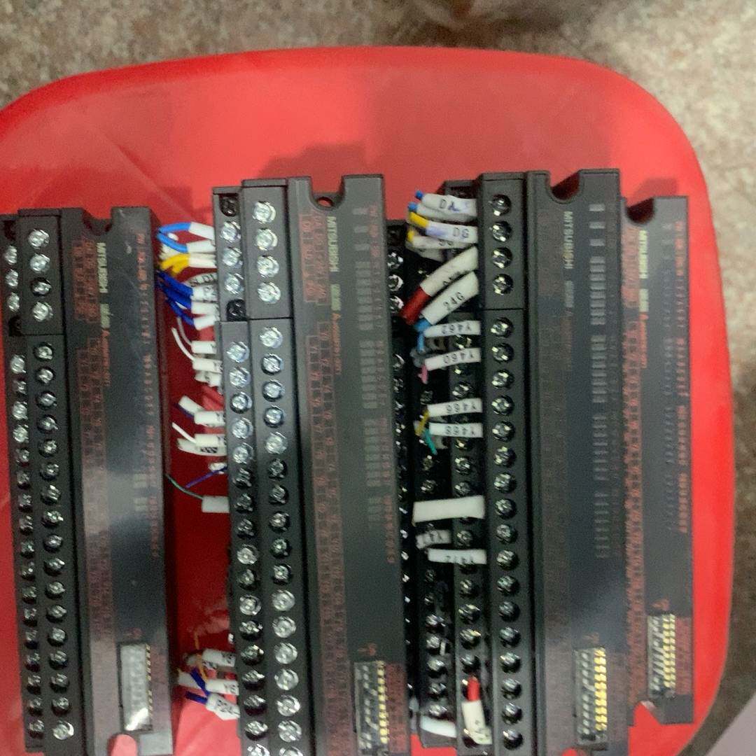 议价-三菱CC-LinK远程模块AJ65SBTB1-32T1二手拆