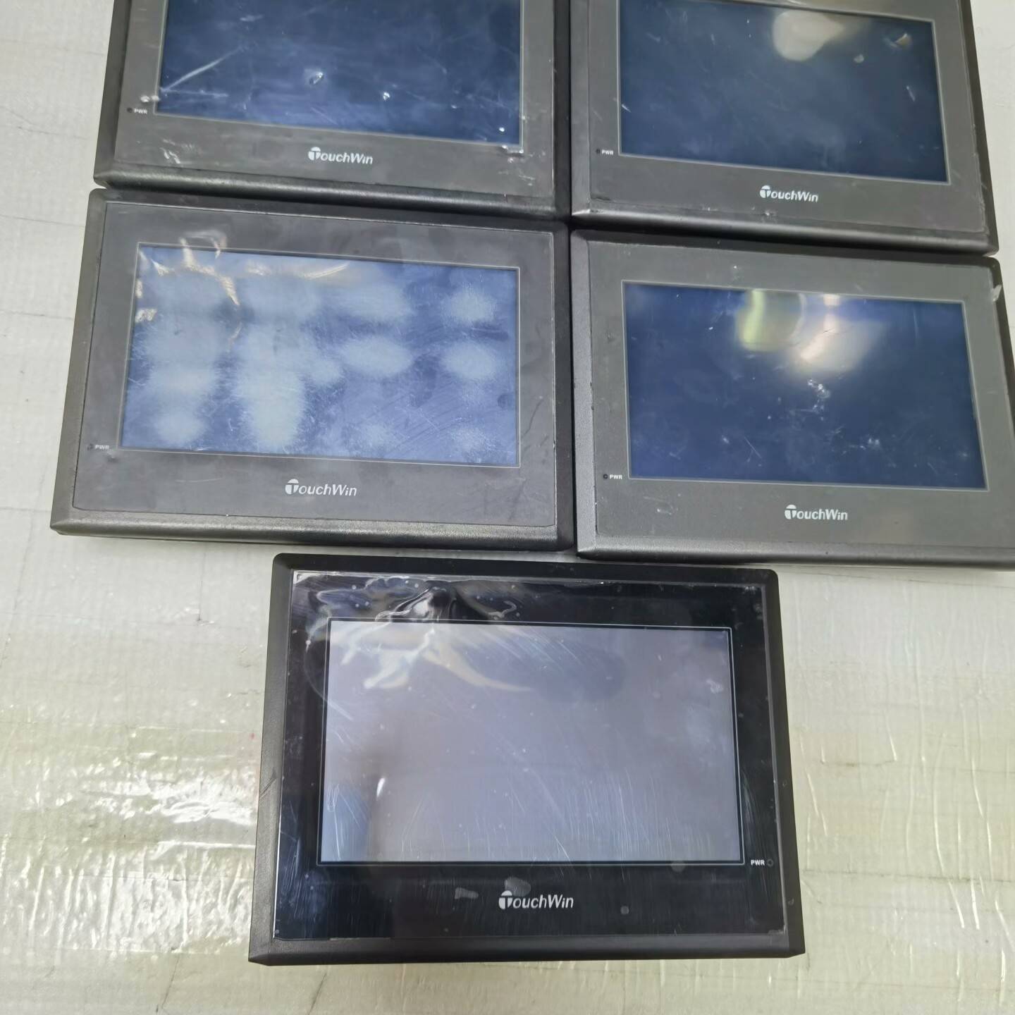 议价-信捷触摸屏  TG765-XT-C  1个，TH765-N