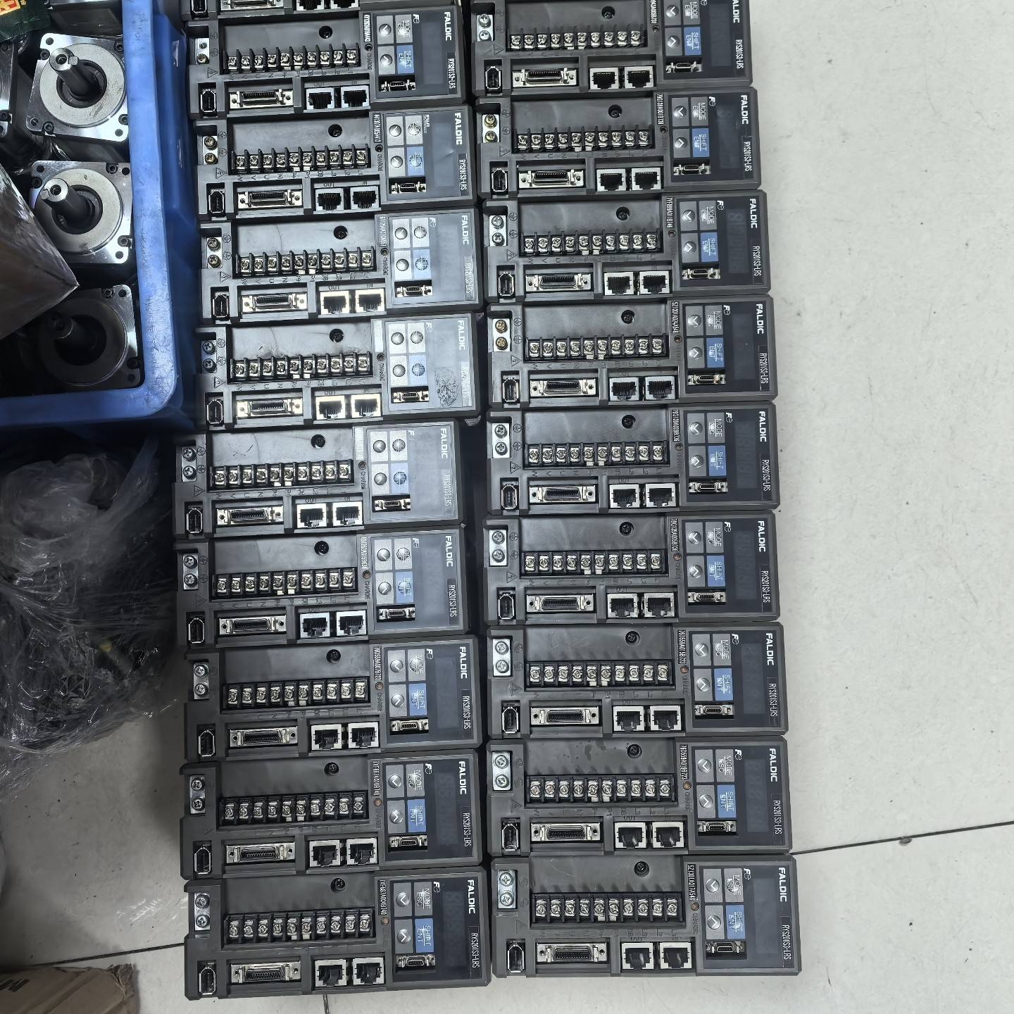 议价-RYS201S3-LRS富士伺服驱动器，功能包好议