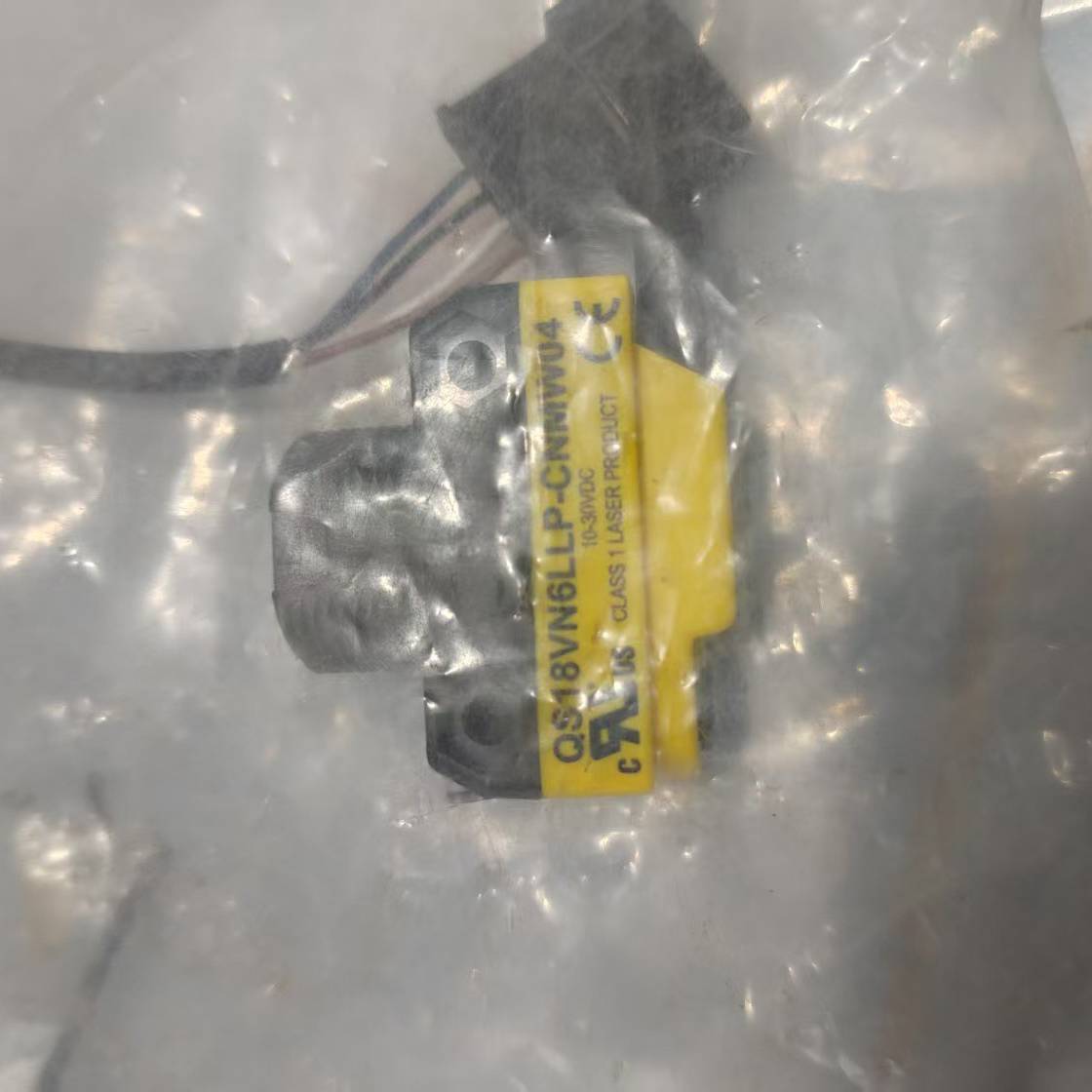 议价-美国BANNER邦纳QS18VN6LLP-CNMW04激光传