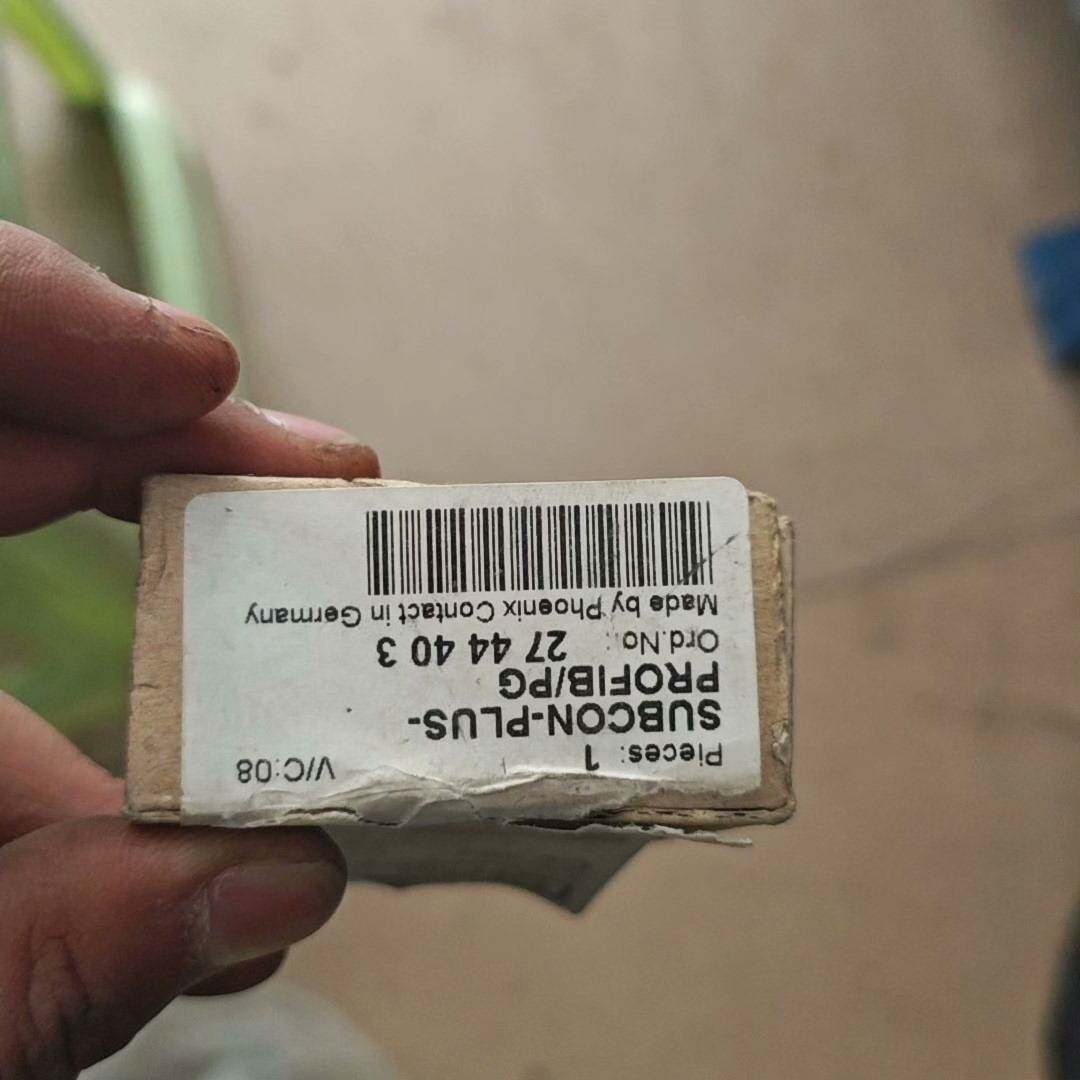 议价-全新未使用！菲尼克斯总线连接器 2744403