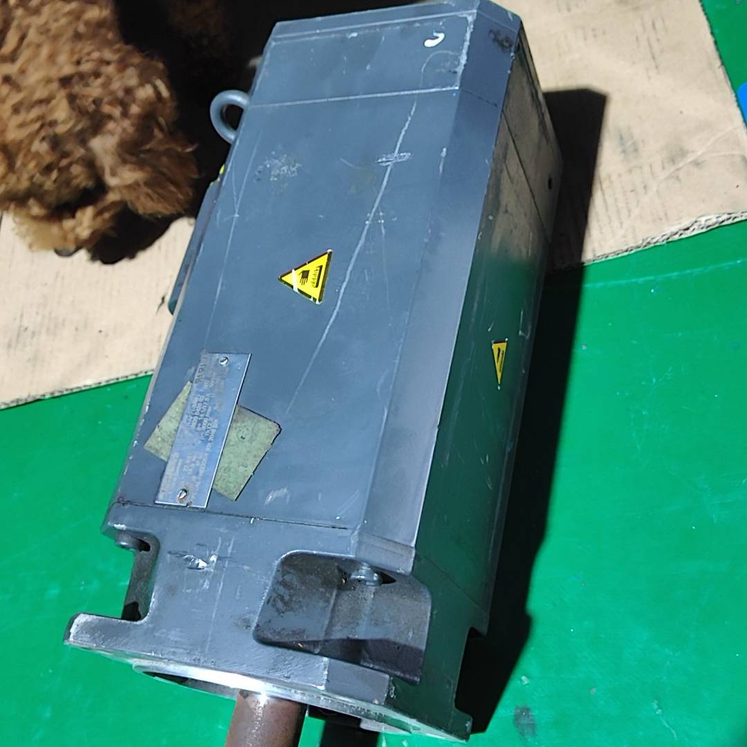 议价-1FT6086-1AF71-4AG1，德国原装，型号清晰可