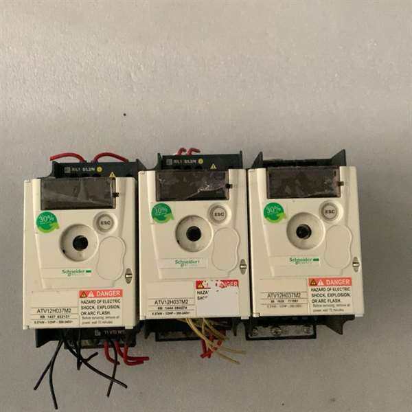 议价-拆机施耐德变频器ATV12H037M2，0.37KW/220