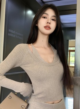 实拍~秋冬 不费力松弛outfit 日常慵懒系假两件挂脖上衣+长裤套装