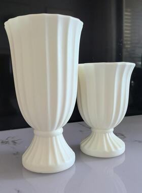 高级感简约中古花瓶小众仿陶瓷宽口花瓶插花器客厅高档摆件装饰品