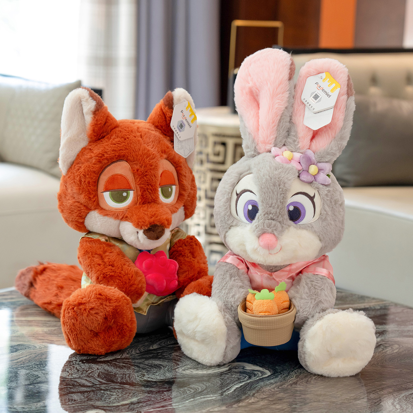 正版疯狂动物城坐姿兔子朱迪玩偶