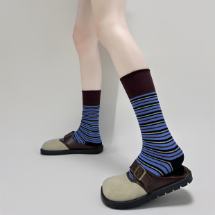 爱惨 这个颜色真绝 条纹控真 氛围感了 堆堆袜子女 太有秋冬