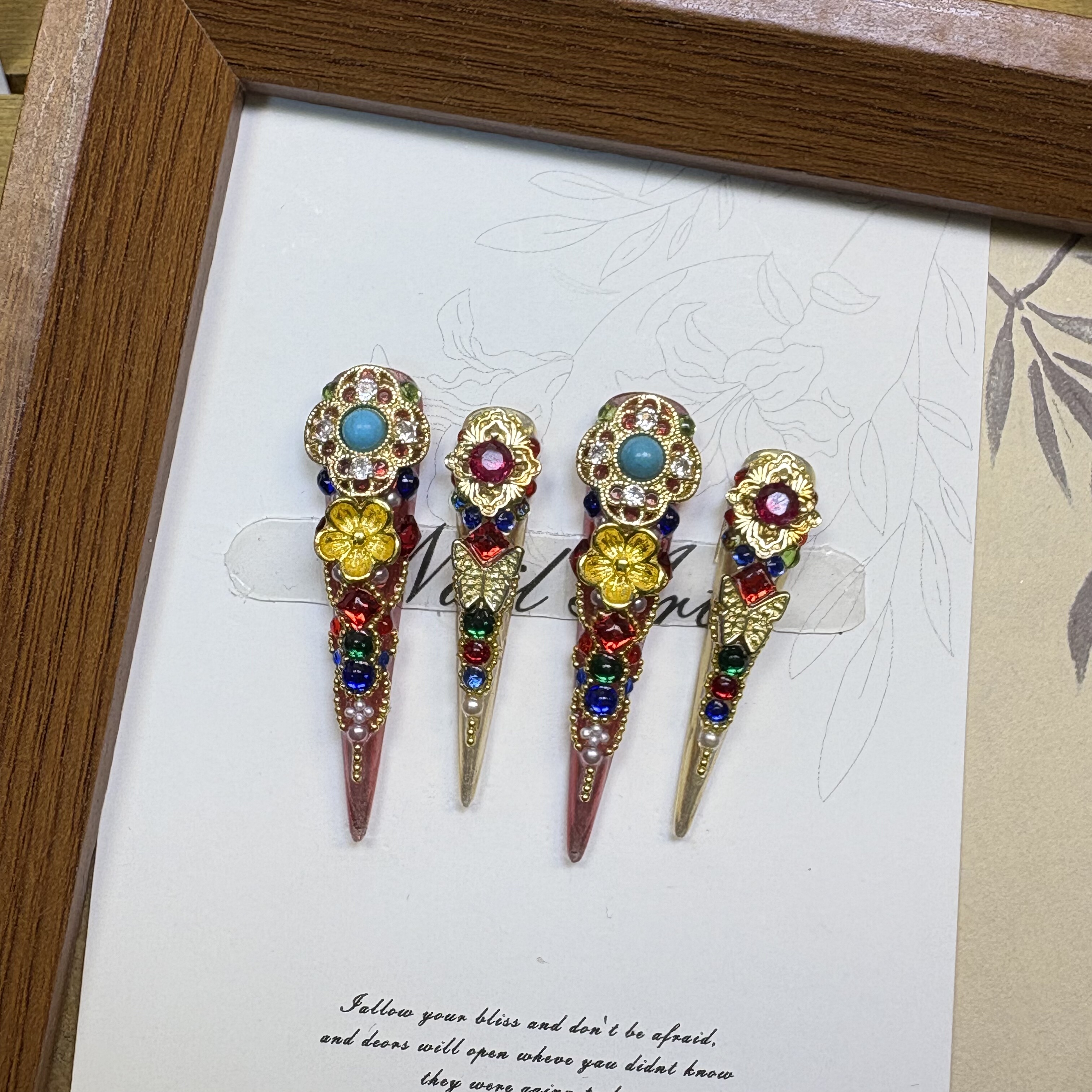 花想容红金色满钻复古手工穿戴甲古典中式长款美甲贵气娘娘贵妃甲