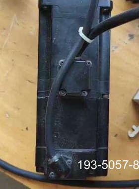 议价安川伺服电机400w共2个，sGMJv-04ADE6s，详谈