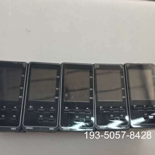 议价数字控制器，型号 E5EC-QR2ASM-800  拆详谈