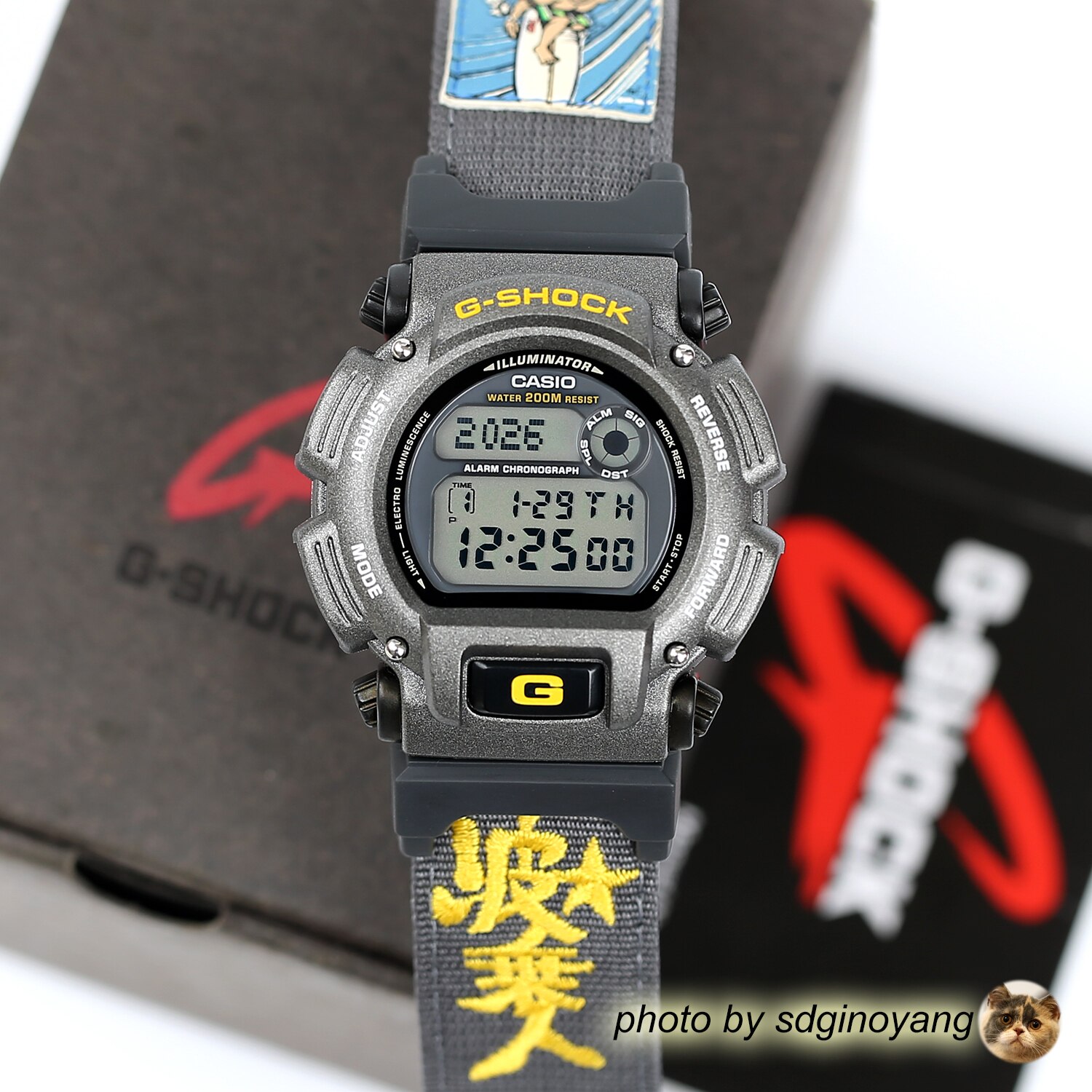 冲浪滑浪G-SHOCK联名编织带手表