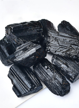 纯天然水晶原石装饰摆件