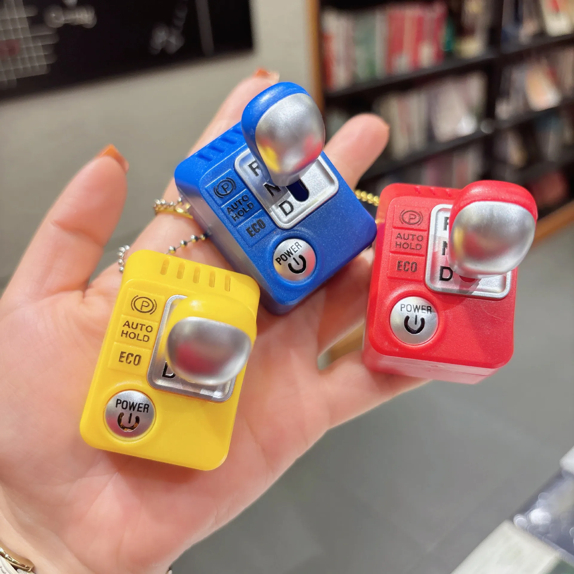 潮玩减压变速箱语音钥匙扣声光仿真倒车挂挡声控包包挂件抓机挂饰