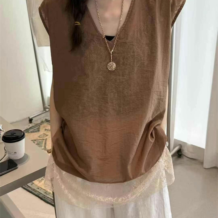 欧洲站2025夏季新款欧货慵懒风宽松V领无袖拼蕾丝双层背心小衫女