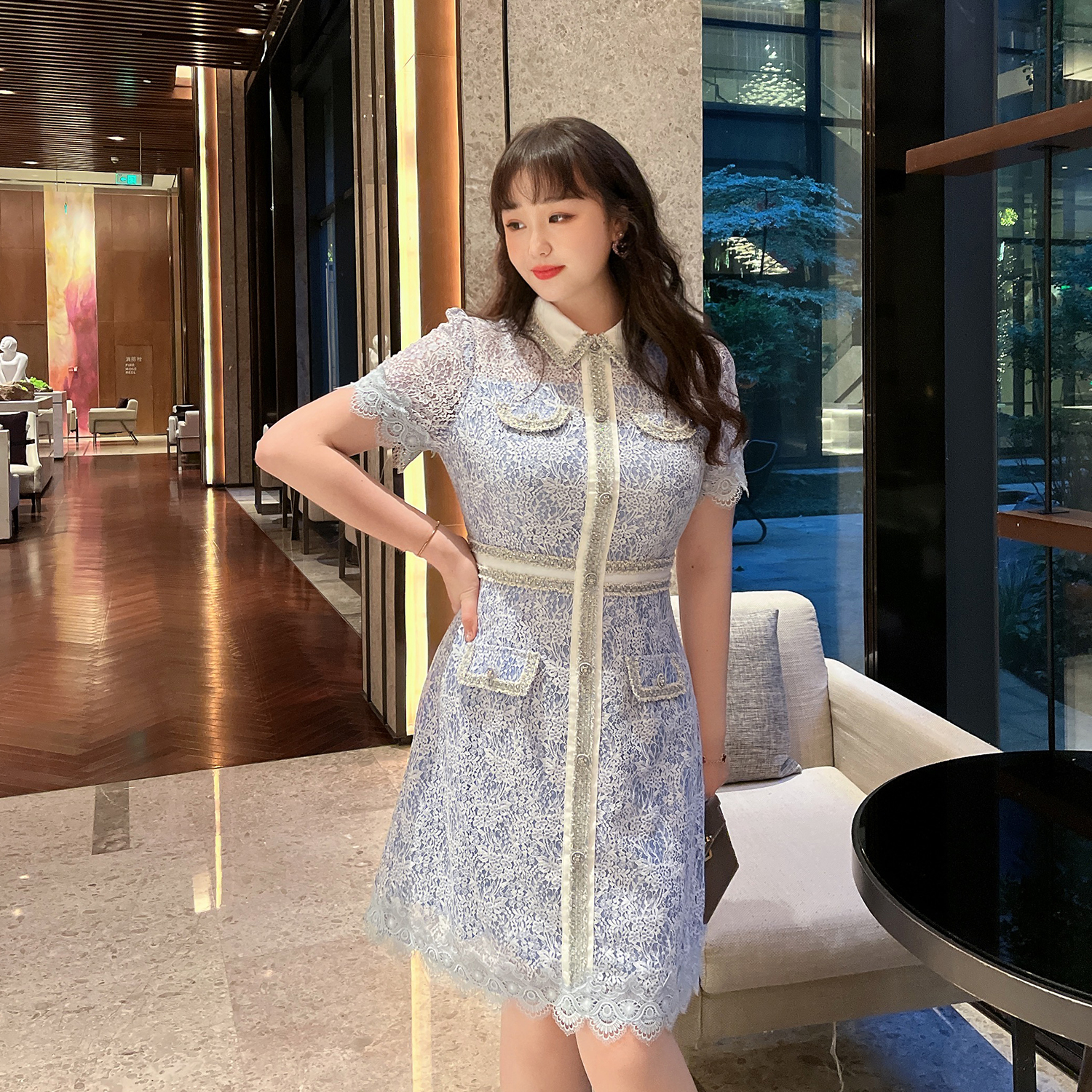大码女装2025年新款蕾丝连衣裙