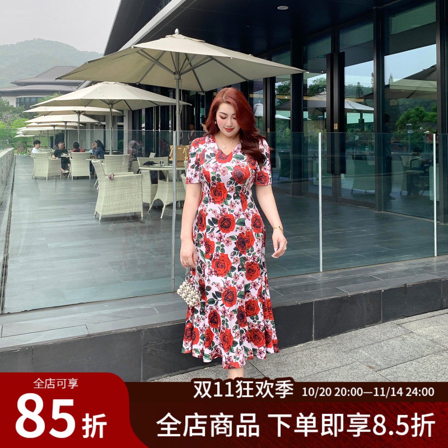 大码女装复古V领玫瑰印花连衣裙