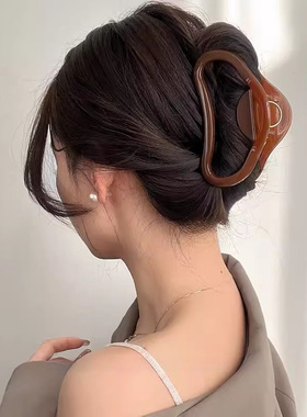 春夏果冻色云朵抓夹女2025年新款高级感简约鲨鱼夹发量多发夹头饰