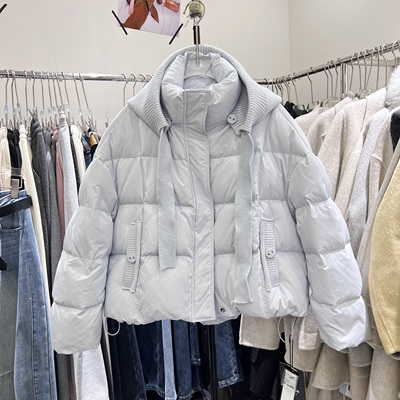 针织连帽羽绒服女短款2025冬季款小个子面包服加厚白鸭绒外套6658