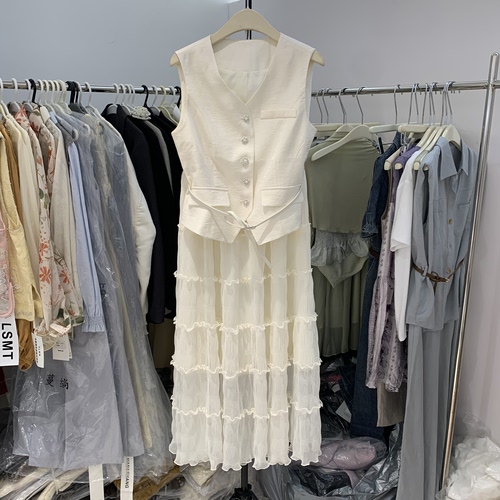 2026夏季新款仙女氛围感醋酸气质飘带马甲+蛋糕长裙两件套装6691